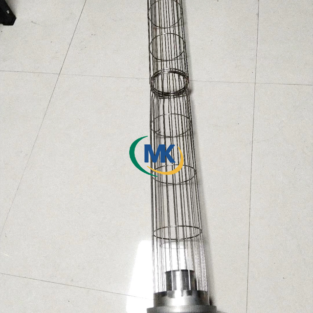 Adjustable-size filter cage suitable for 12